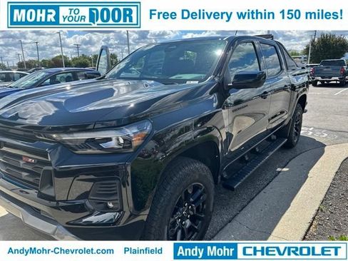 Used 2025 Chevrolet Colorado Z71 w/ Midnight Edition AWD/4WD image 1