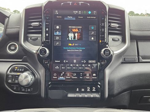 Used 2023 RAM 1500 Laramie image 13