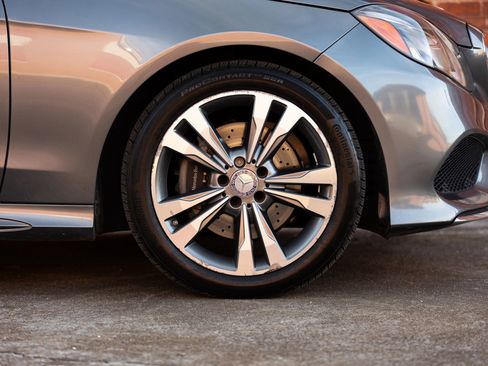 Used 2016 Mercedes-Benz E 350 Sedan image 14