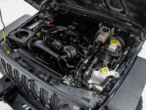 Used 2018 Jeep Wrangler Unlimited Rubicon w/ LED Lighting Group image 63