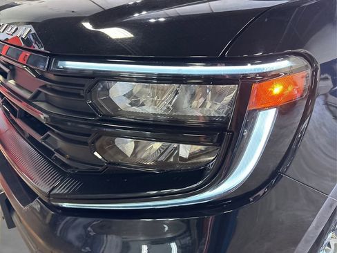 Certified 2025 Ford Expedition Active AWD/4WD image 20