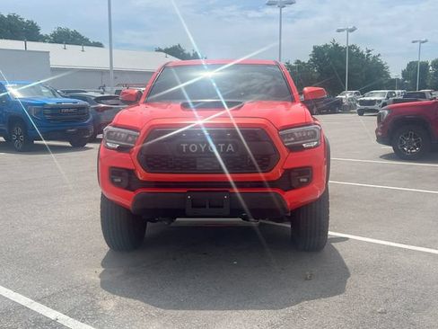 Used 2023 Toyota Tacoma TRD Pro AWD/4WD image 8