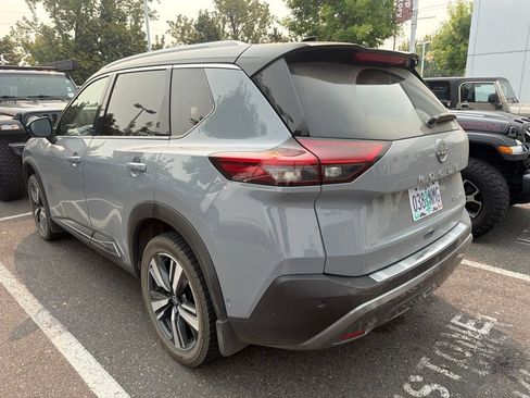 Used 2023 Nissan Rogue SL w/ SL Premium Package AWD/4WD image 5
