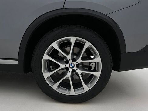 Certified 2024 BMW X5 xDrive40i w/ Premium Package image 27