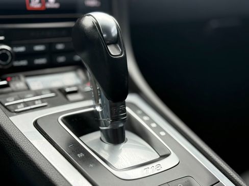 Used 2017 Porsche 718 Boxster image 28