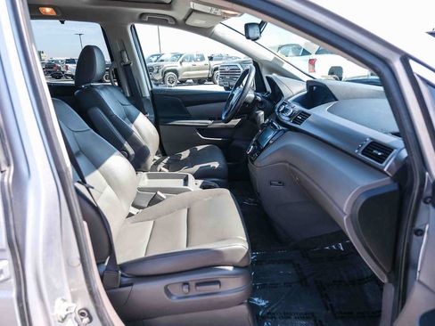 Used 2016 Honda Odyssey EX-L image 19