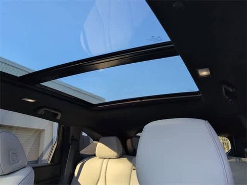 Certified 2025 Acura RDX SH-AWD image 18