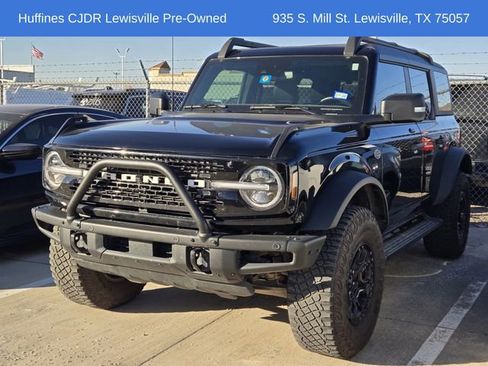 Used 2023 Ford Bronco Wildtrak image 3