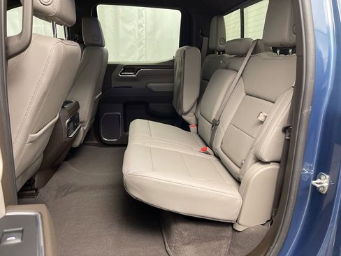 Used 2024 GMC Sierra 1500 SLT w/ SLT Premium Plus Package image 24