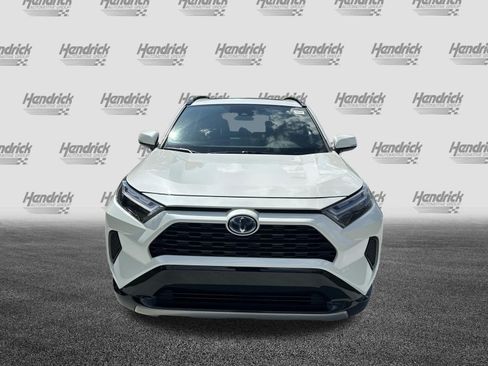 Used 2022 Toyota RAV4 SE w/ Convenience Package AWD/4WD image 3