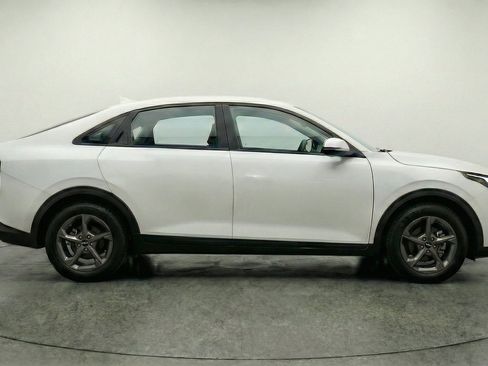 Used 2025 Kia K4 FWD image 11