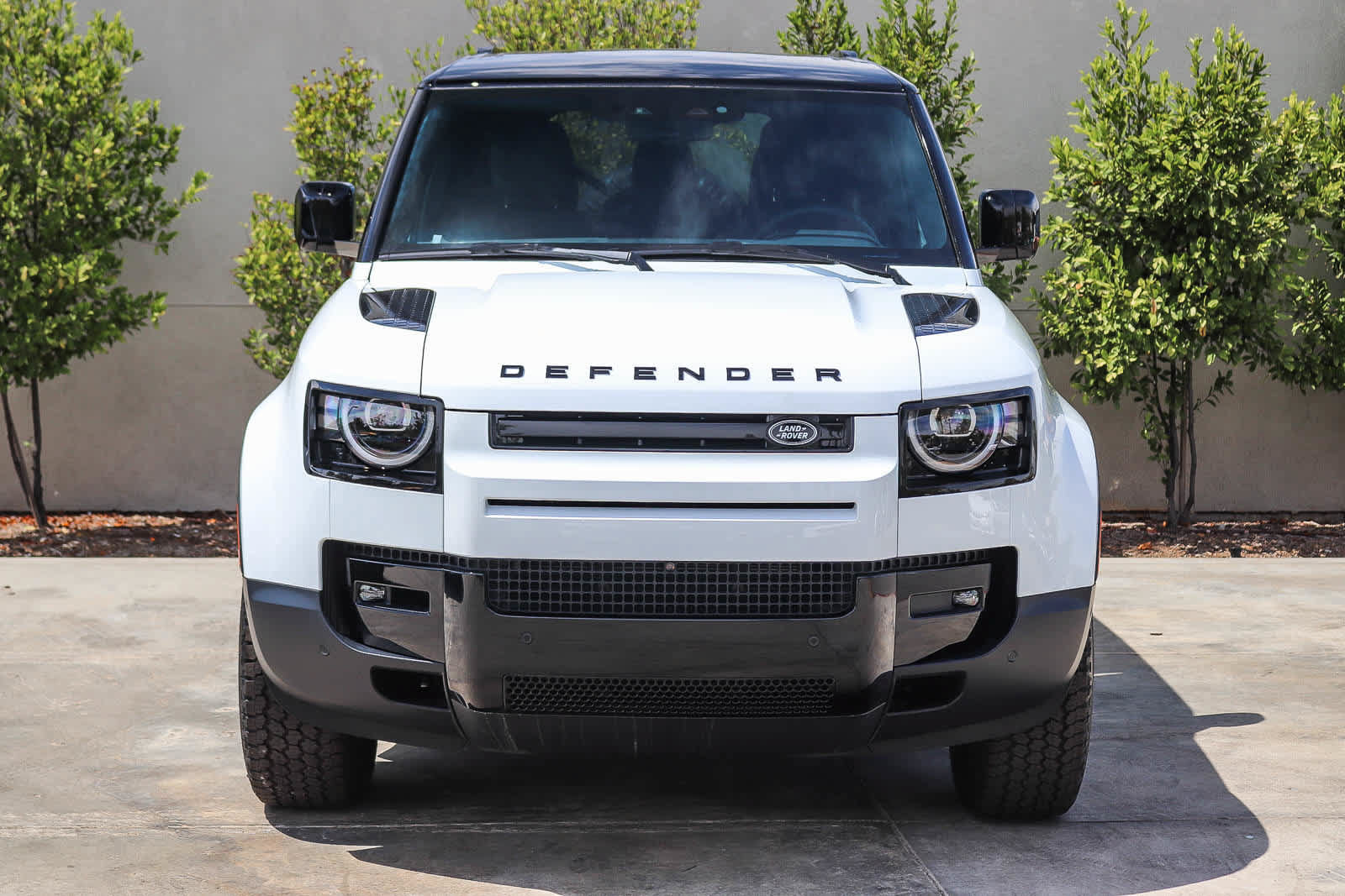 New 2026 Land Rover Defender 110 S AWD/4WD image 2