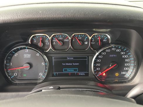 Used 2019 Chevrolet Suburban LT AWD/4WD image 15