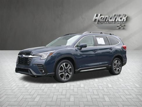 Certified 2023 Subaru Ascent Limited AWD/4WD image 5