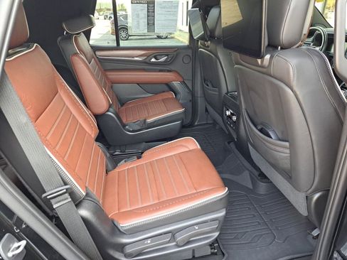 Certified 2023 GMC Yukon Denali Ultimate AWD/4WD image 14