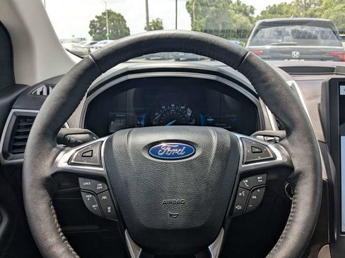 Used 2022 Ford Edge SEL w/ Sport Appearance Package AWD/4WD image 24