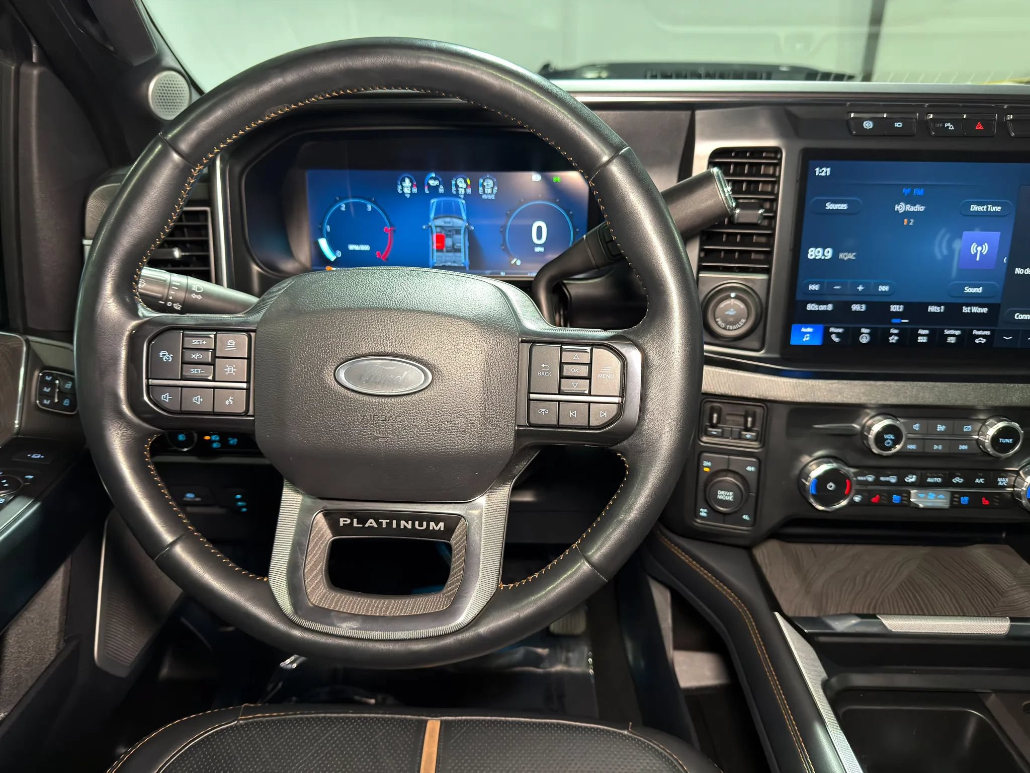 Used 2024 Ford F350 Platinum AWD/4WD image 16