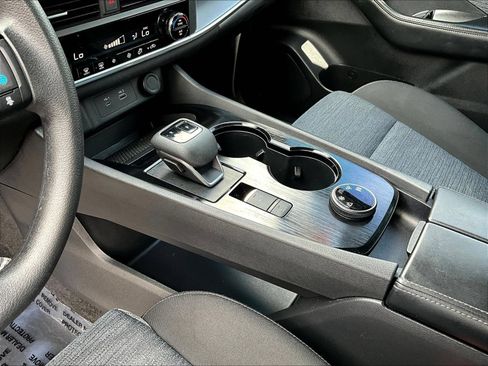 Certified 2023 Nissan Rogue SV AWD/4WD image 21