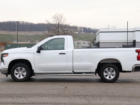 Used 2025 Chevrolet Silverado 1500 W/T RWD image 5