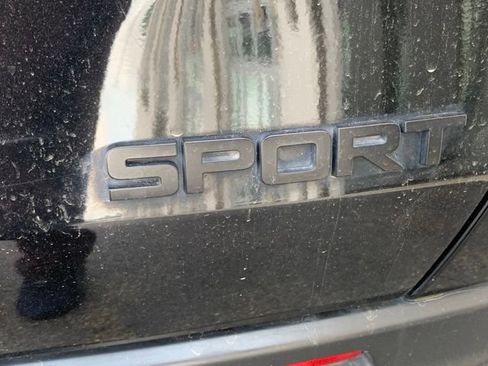 Used 2024 Honda HR-V Sport image 4
