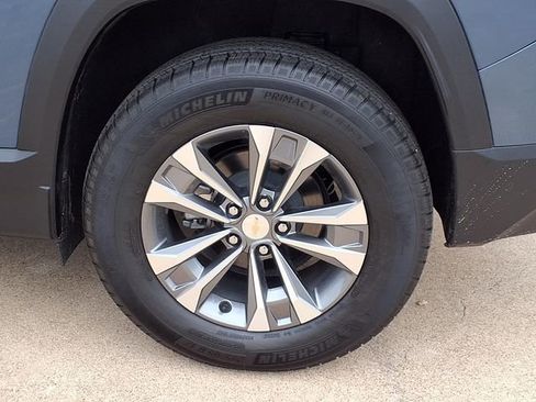 Used 2026 Chevrolet Equinox LT image 20