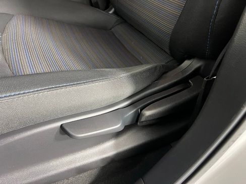 Used 2023 Nissan Leaf S image 21