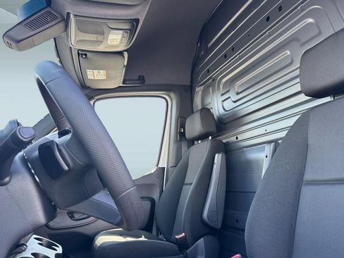New 2026 Mercedes-Benz Sprinter 2500 image 18