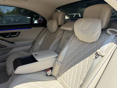 Used 2022 Mercedes-Benz S 580 4MATIC Sedan image 12