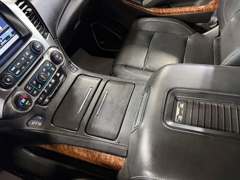 Used 2016 Chevrolet Tahoe LTZ AWD/4WD image 33