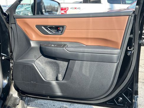 New 2026 Subaru Outback Touring XT image 5