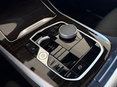 Used 2024 BMW X5 sDrive40i w/ Premium Package image 45