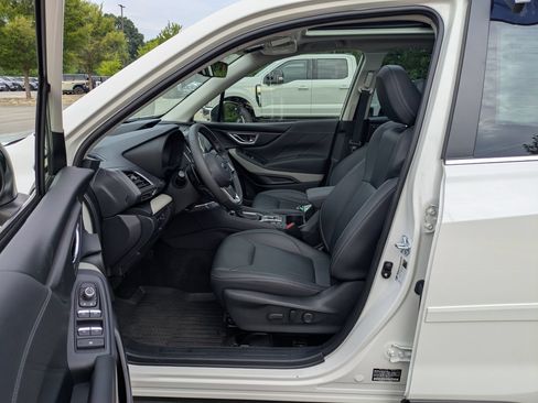 Used 2024 Subaru Forester Limited AWD/4WD image 11