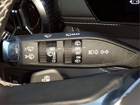 Used 2024 Chevrolet Blazer EV LT AWD/4WD image 20