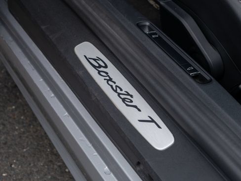 Certified 2020 Porsche 718 Boxster RWD image 38