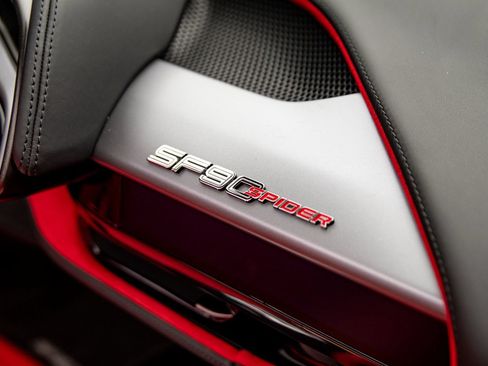 Used 2024 Ferrari SF90 Spider AWD/4WD image 30