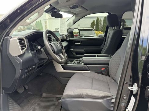 Used 2022 Toyota Tundra SR5 AWD/4WD image 16