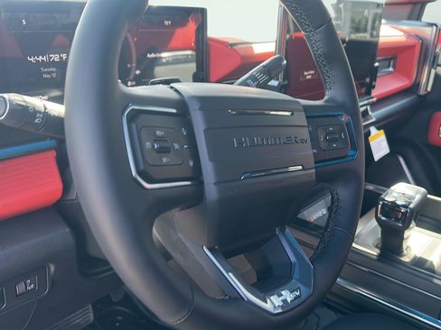 New 2026 GMC Hummer EV 3X w/ Carbon Fiber Edition Package AWD/4WD image 10