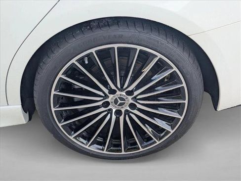 Certified 2023 Mercedes-Benz C 300 Sedan image 24
