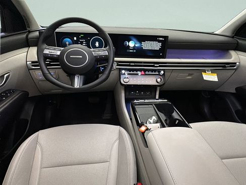 Certified 2025 Hyundai Tucson SEL image 21