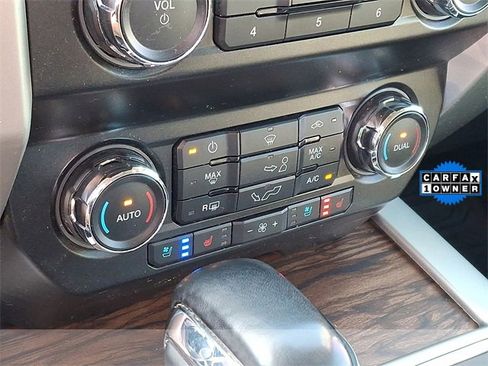 Used 2019 Ford F150 Lariat image 15