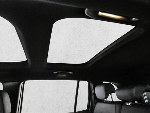 New 2026 Mercedes-Benz GLB 250 4MATIC image 21