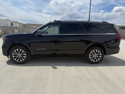 Used 2025 Ford Expedition Max Platinum AWD/4WD image 6