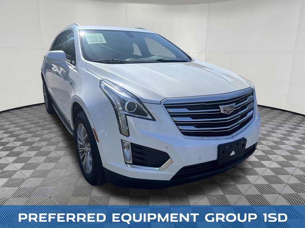 Used 2017 Cadillac XT5 Luxury AWD/4WD image 5