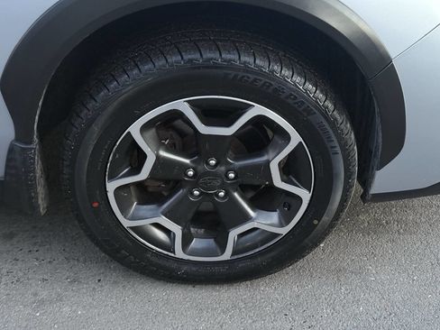 Used 2014 Subaru Crosstrek 2.0i Premium w/ Moonroof Package image 36