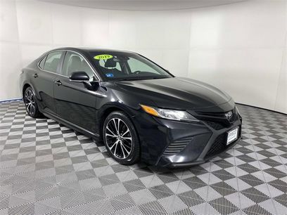 Used 2019 Toyota Camry SE w/ Convenience Package