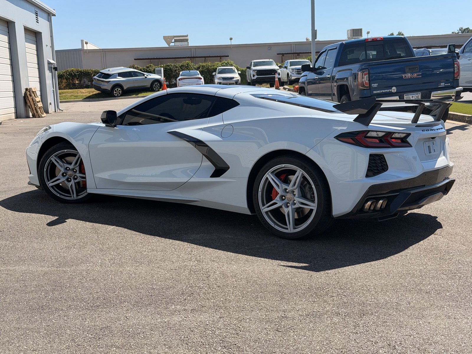Used 2020 Chevrolet Corvette Stingray Premium Cpe w/ 3LT Preferred Equipment Group RWD image 10
