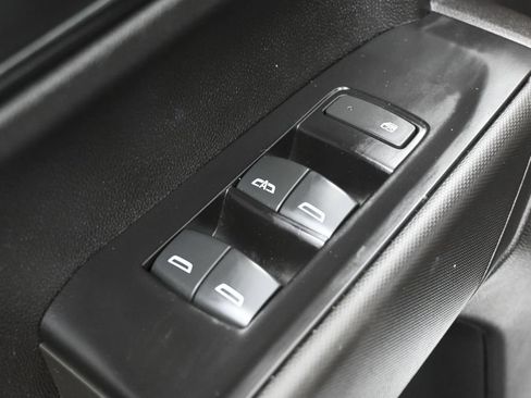 Used 2020 Chevrolet Silverado 1500 W/T RWD image 13