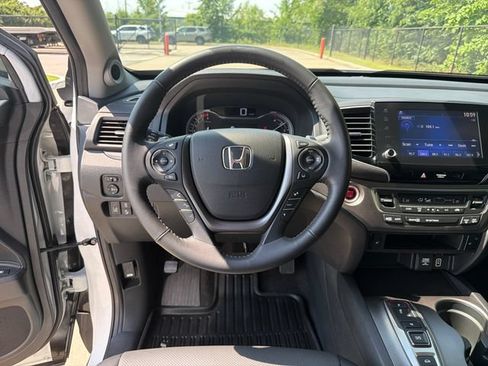 Certified 2023 Honda Ridgeline RTL image 16