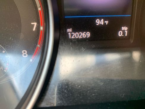 Used 2018 Volkswagen Atlas SE FWD image 30