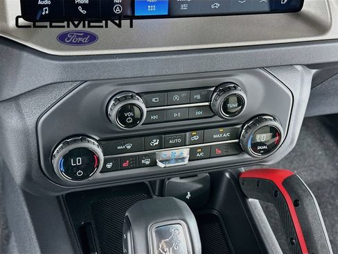 New 2026 Ford Bronco Outer Banks w/ Sasquatch Package AWD/4WD image 20